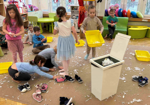 Zabawka z recyklingu