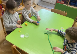 Tworzyny z ciastoliny