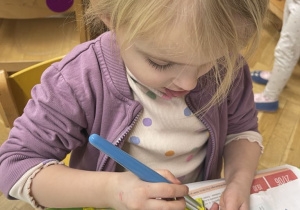 Statek - zabawka z recyklingu