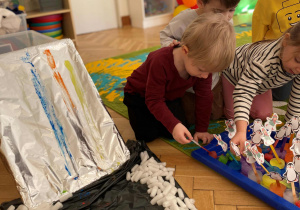 Ślizgawka pingwinków i łyżwiarek