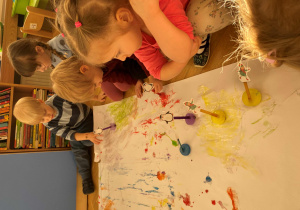 Ślizgawka pingwinków i łyżwiarek