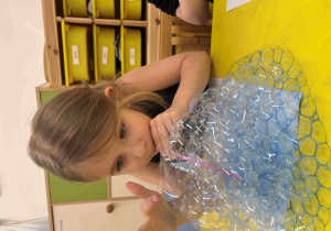 łyżwa - zabawa logopedyczno - plastyczna