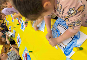 łyżwa - zabawa logopedyczno - plastyczna