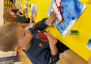 łyżwa - zabawa logopedyczno - plastyczna