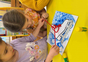 łyżwa - zabawa logopedyczno - plastyczna