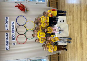 Zakończenie olimpiady-medale