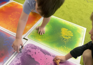 Zwierzęta egzotyczne - zabawa sensoryczna