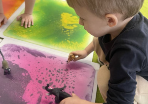 Zwierzęta egzotyczne - zabawa sensoryczna