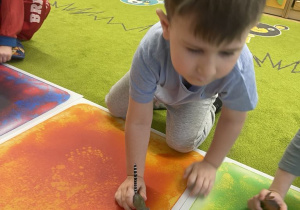 Zwierzęta egzotyczne - zabawa sensoryczna