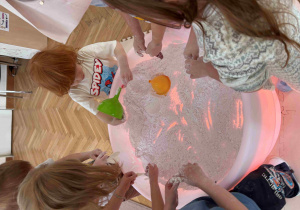 Walentynkowa zabawa sensoryczna