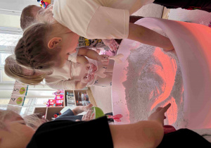 Walentynkowa zabawa sensoryczna