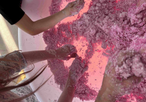 Walentynkowa zabawa sensoryczna