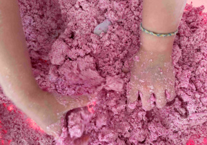 Walentynkowa zabawa sensoryczna