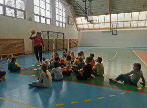 zajęcia z koszykówki