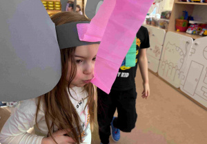 Słoń - zabawa oddechowa i relaksacyjna