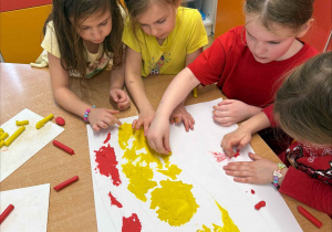 Praca plastyczna- Flaga