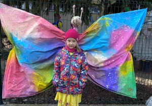 Motyl - zabawa sensoryczno - plastyczna