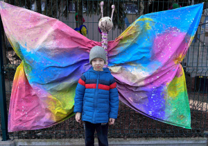 Motyl - zabawa sensoryczno - plastyczna