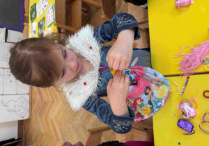 Robimy kukiełki i bawimy się w teatr