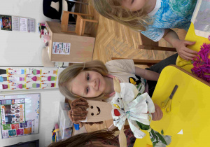 Robimy kukiełki i bawimy się w teatr