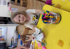 Robimy kukiełki i bawimy się w teatr