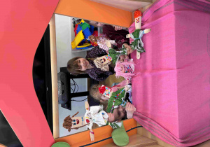 Robimy kukiełki i bawimy się w teatr