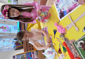 Robimy kukiełki i bawimy się w teatr