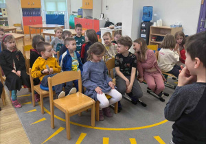 poranne zajęcia w teatr