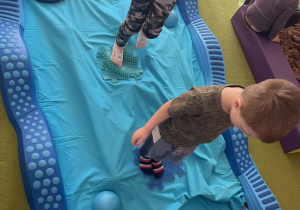 Cztery żywioły - zabawy sensoryczne