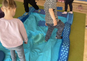 Cztery żywioły - zabawy sensoryczne