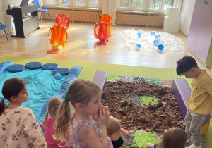 Cztery żywioły - zabawy sensoryczne