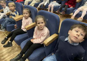 W teatrze ,,Guliwer,,