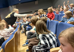 Wyjazd do Teatru Guliwer