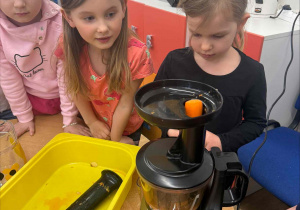 Dzień Marchewki-Robimy Sok