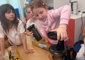 Dzień Marchewki-Robimy Sok