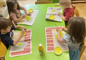 Kurczaczek - praca plastyczna