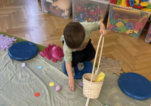 Wielkanocny tor przeszkód