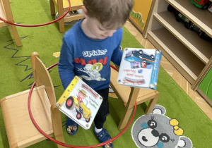 Książkowy tor przeszkód