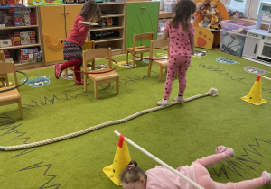 Książkowy tor przeszkód