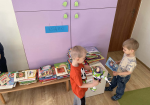 "Wyprzedaż garażowa"