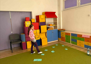 ćwiczenia sportowe z wykorzystaniem ekologicznego sprzętu sportowego