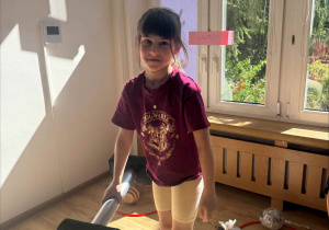 ćwiczenia sportowe z wykorzystaniem ekologicznego sprzętu sportowego