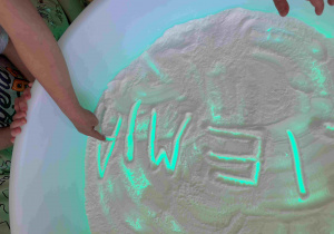 Ziemia - zabawa sensoryczna