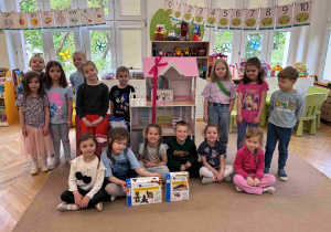 Prezent do rodziców dla dzieci z grupy "Rysie"