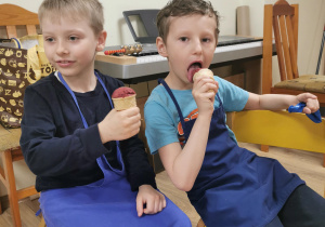 Kuchenne eksperymenty molekularne 32