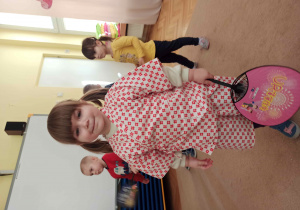 Dzieci podczas zajęć o Japonii.